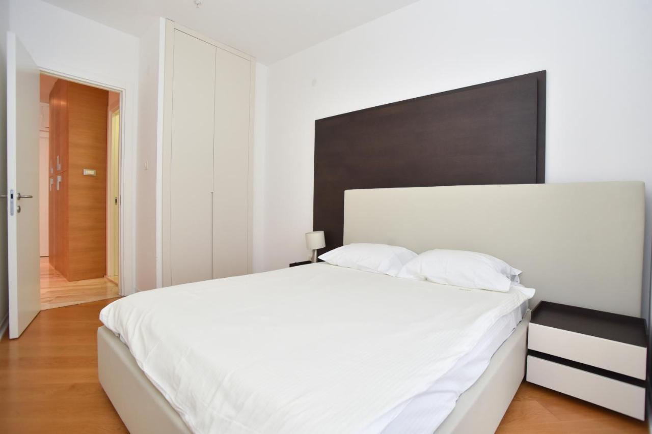 Apartments Menuet 부드바 외부 사진