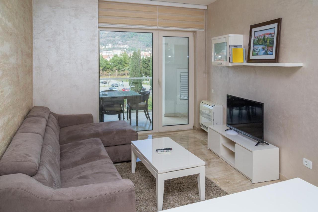 Apartments Menuet 부드바 외부 사진