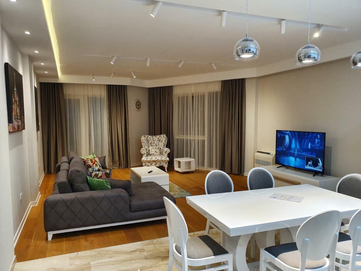 Apartments Menuet 부드바 외부 사진