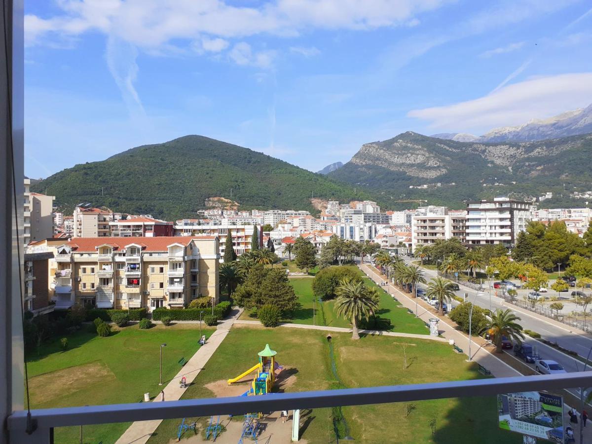 Apartments Menuet 부드바 외부 사진