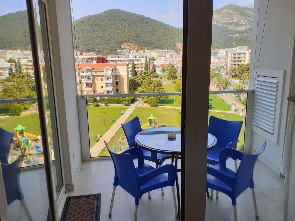 Apartments Menuet 부드바 외부 사진
