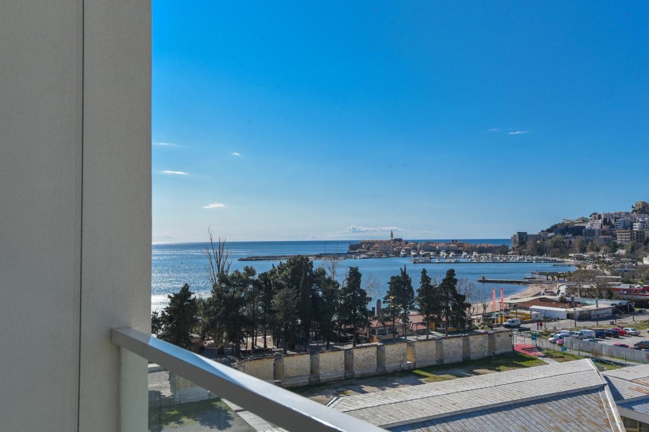 Apartments Menuet 부드바 외부 사진
