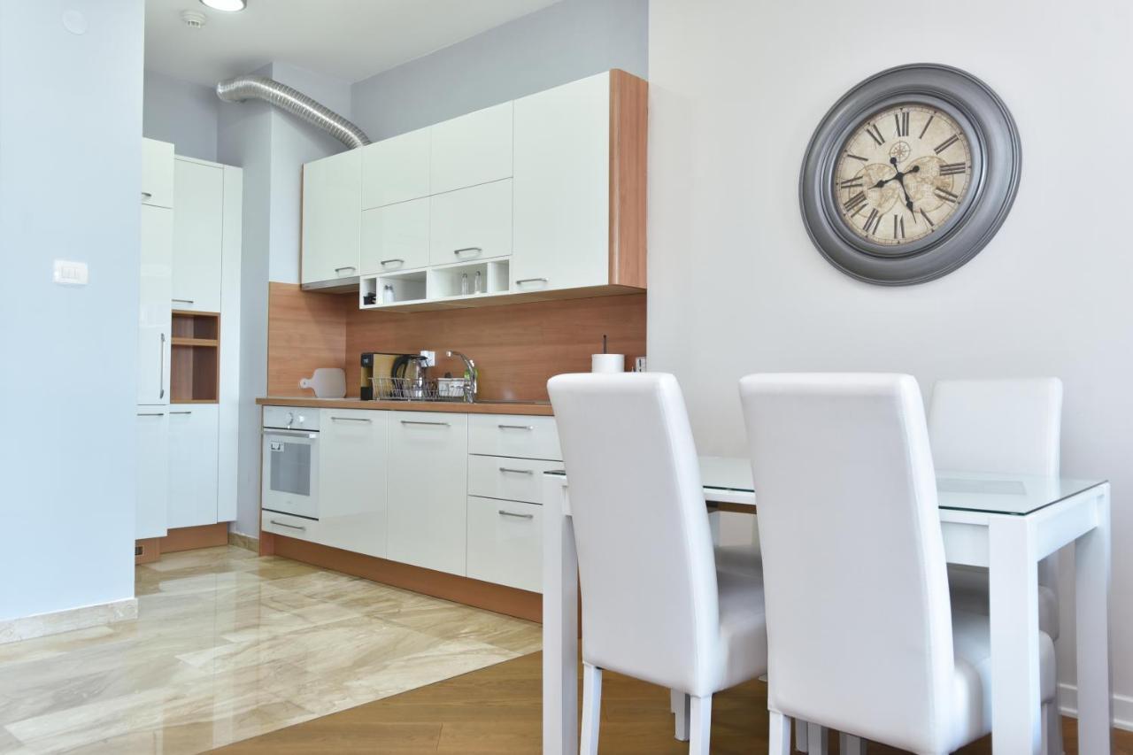 Apartments Menuet 부드바 외부 사진