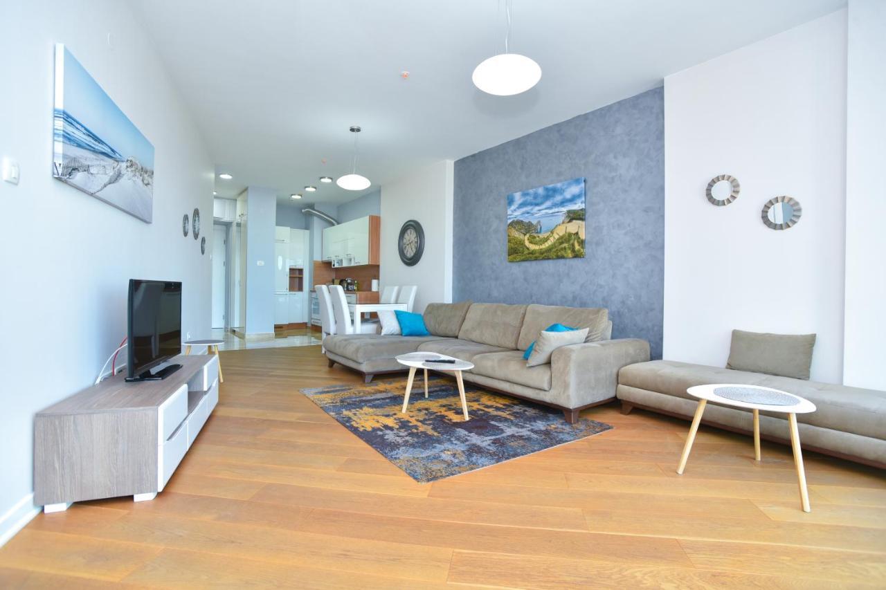 Apartments Menuet 부드바 외부 사진